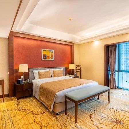 Leeden Hotel Гуанчжоу Экстерьер фото