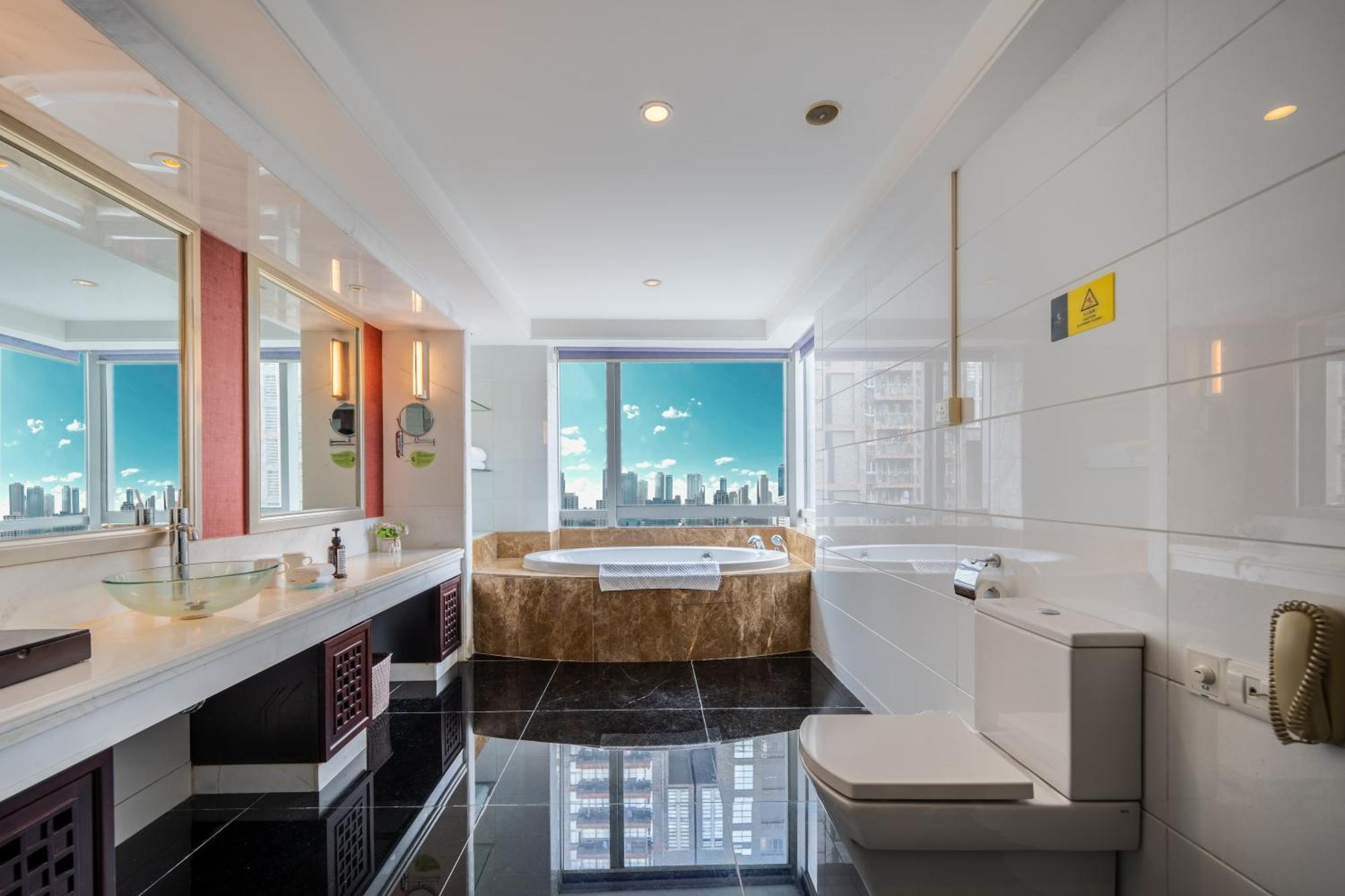 Leeden Hotel Гуанчжоу Экстерьер фото